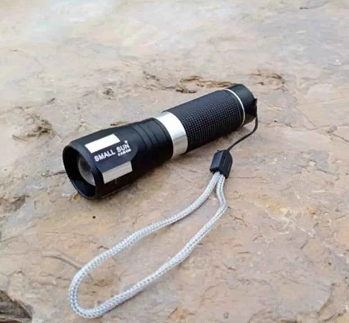 Zoomable & Powerful LED Mini Pocket Pen Torch Flashlight