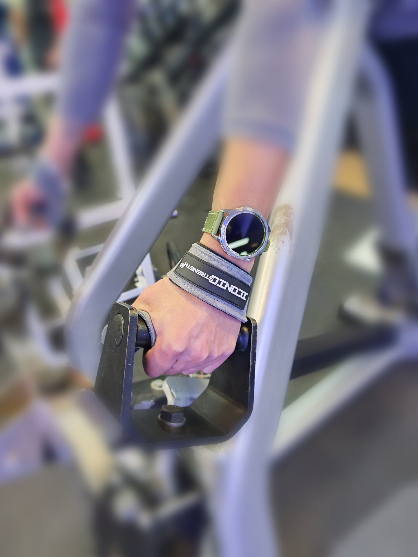 Iconic Strength Genuine Leather Lifting Straps – Heavy-Duty Grip Support for Weightlifting & Strength Training