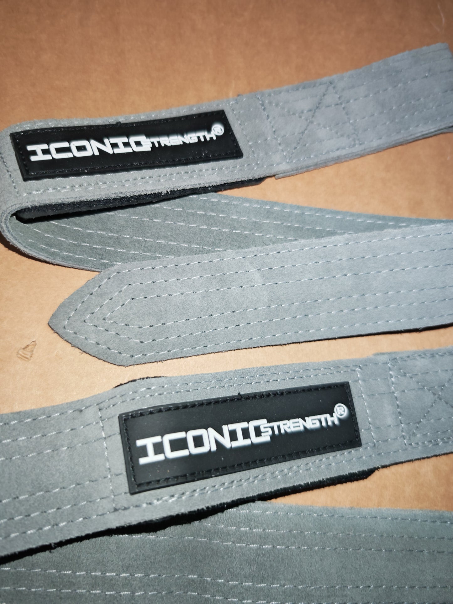 Iconic Strength Genuine Leather Lifting Straps – Heavy-Duty Grip Support for Weightlifting & Strength Training