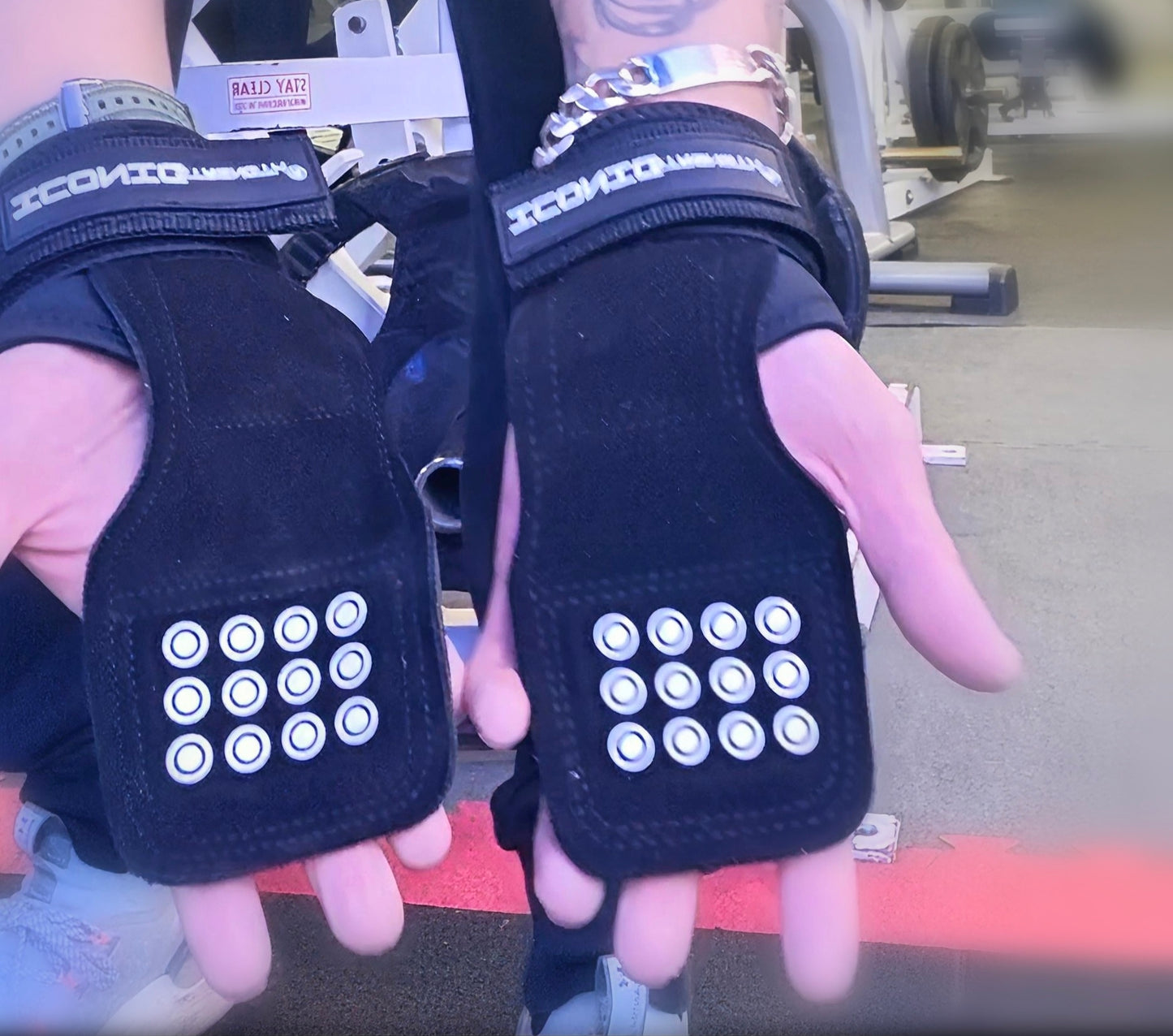 Iconic Strength Genuine Leather Lifting Straps with Embedded Silicone Grip – Heavy-Duty Wrist Support for Deadlifts, Pull-Ups & Strength Training